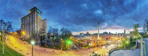 Evening view of the Independence Square © panaramka