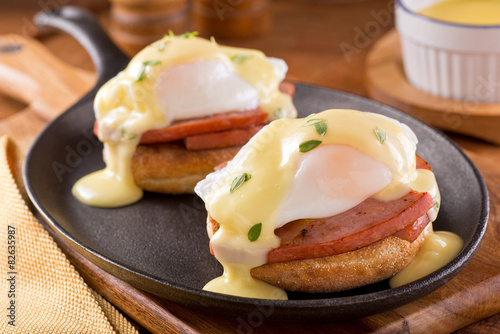 Eggs Benedict with Thick Cut Ham