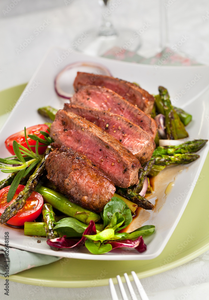 Steak mit spargel Steak mit spargel