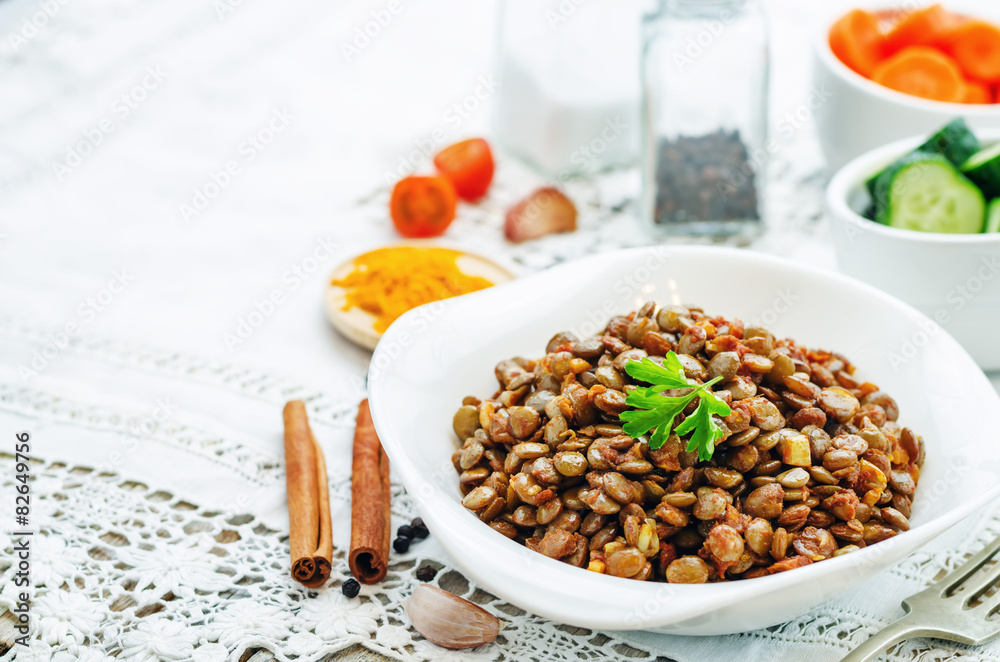 spicy curry cinnamon green lentils