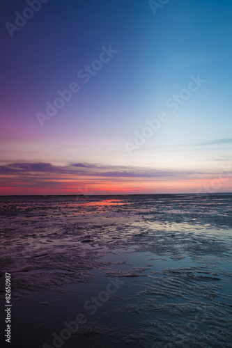 Sonnenuntergang im Wattenmeer II