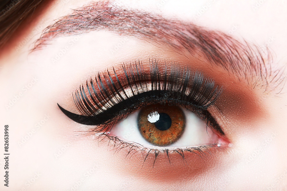 brown eye brown eye