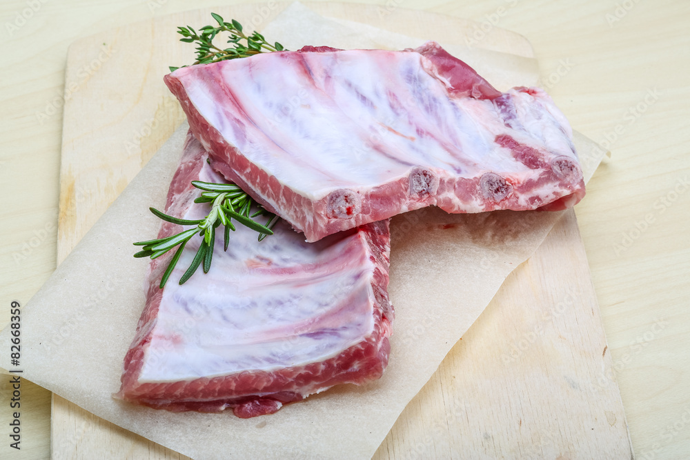 Raw pork ribs