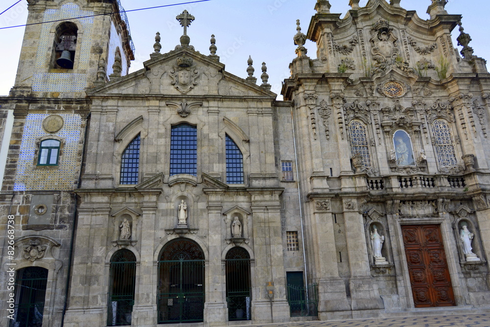 Iglesias de las Carmelitas y do Carmo. Oporto . Portugal
