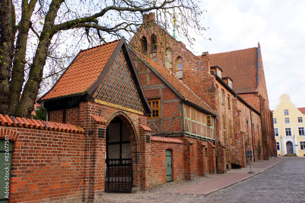 Langes Haus, Anbau der Heiligen-Geist-Kirche