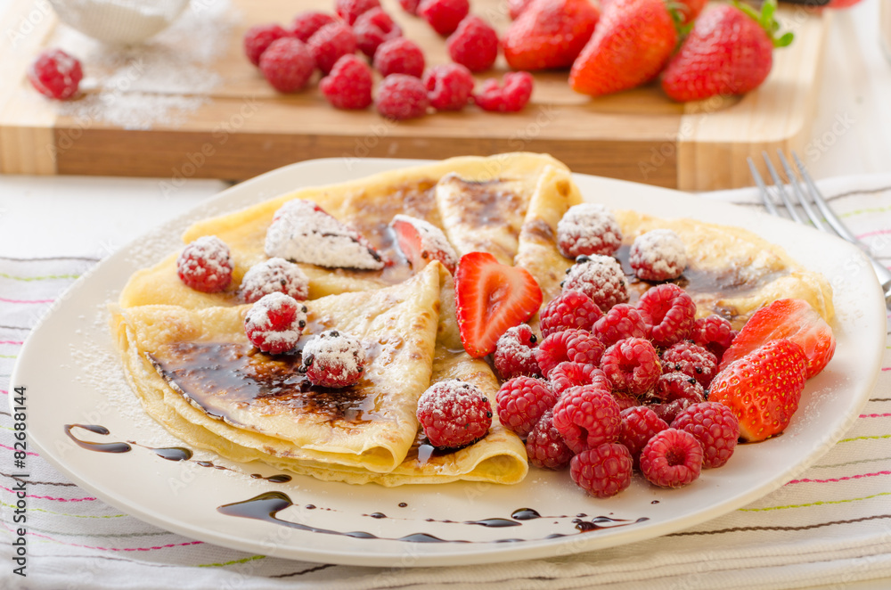 Pancakes with homemade balsamic reduction and fresh fruit Pancakes with homemade balsamic reduction and fresh fruit