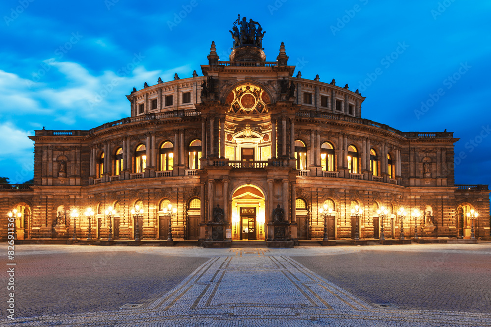 Dresden theater