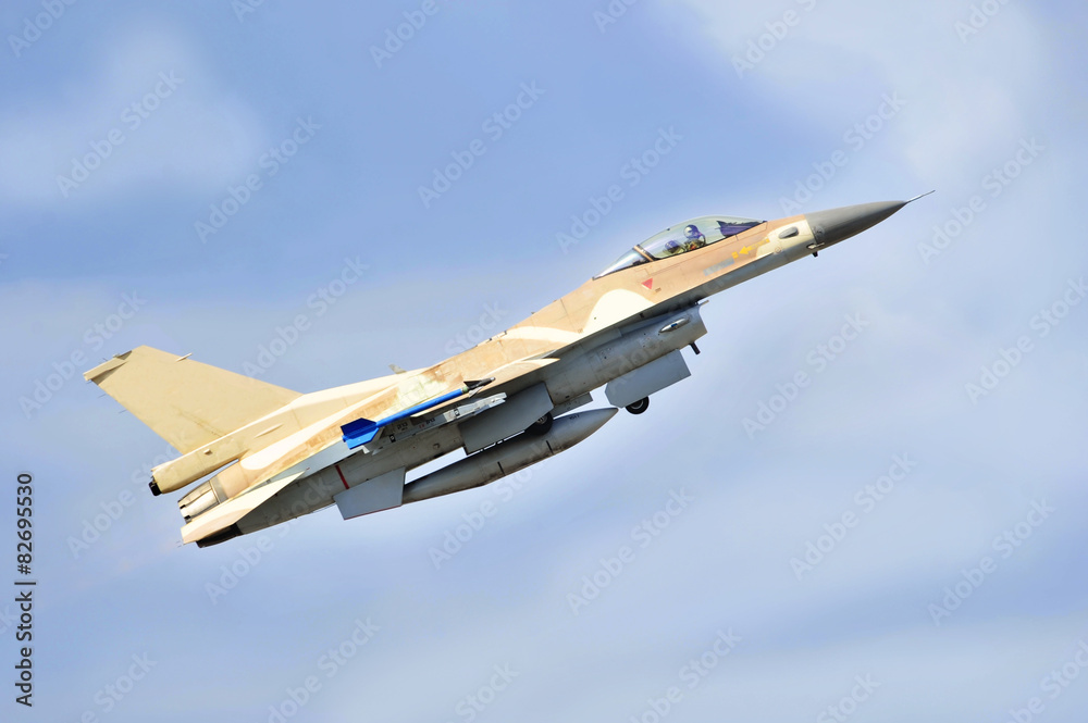 F-16 takes off