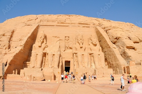 abu simbel temple 9