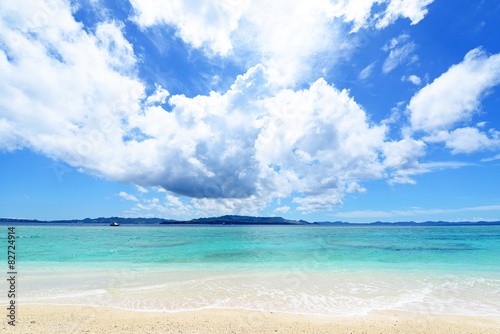 水納島の美しいビーチ