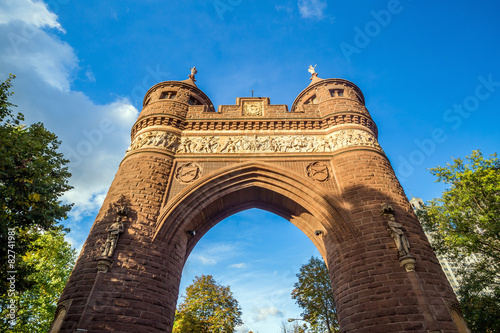 Soldiers and Sailors Memorial Arch in Hartford. photo