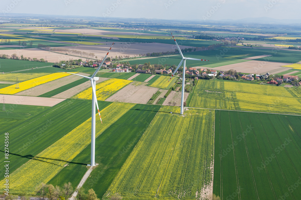 Obraz premium aerial view of wind turbine on a field