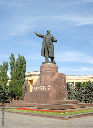 Russia. Volgograd. A monument to Lenin. photo