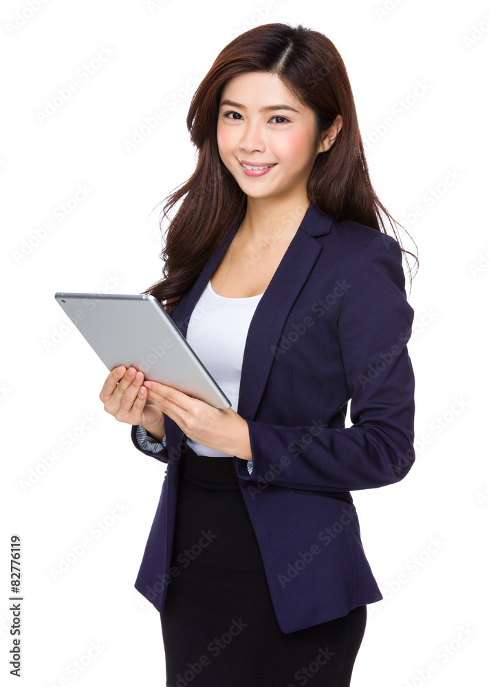 Asian businesswoman use of tablet