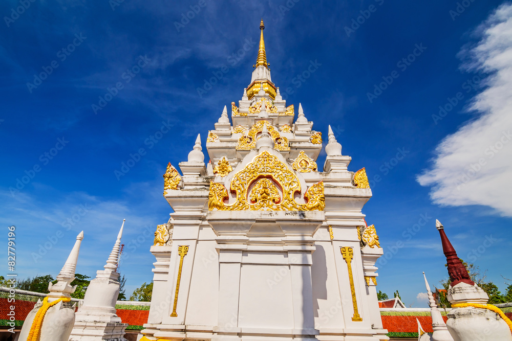 Naklejka premium Wat Phra Borommathat Chaiya Worawihan, an ancient temple at Chai