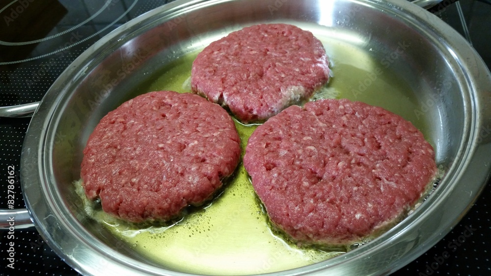 Hamburger, roh Hamburger, roh