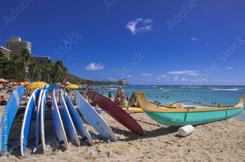 Wallpaper Mural ワイキキビーチのサーフボード Torontodigital.ca