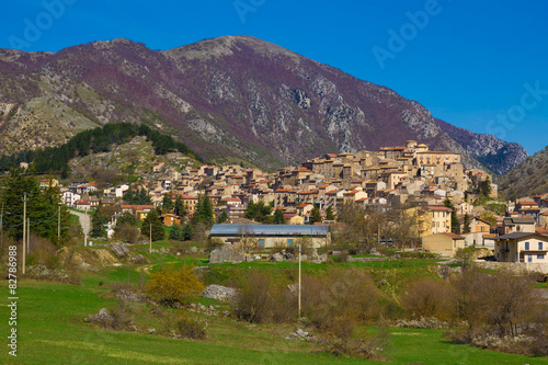 Foto panoramica di Villalago in Abruzzo © Buffy1982