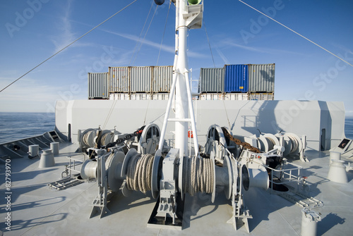 Tableau sur toile Anchor winch on a forward of the vessel