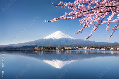 Berg Fuji in Kawaguchiko Japan © eyetronic
