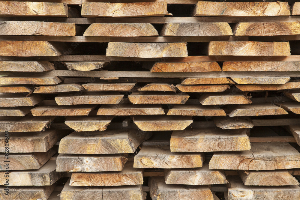 Gestapelte Holzbretter Gestapelte Holzbretter