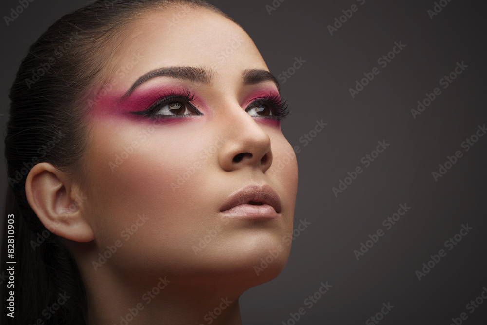 Fototapeta premium she is looking up and she wants,,,,