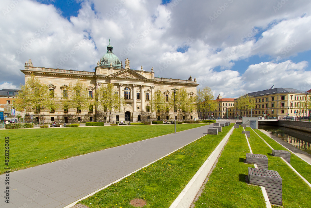 Fototapeta premium Bundesverwaltungsgericht in Leipzig