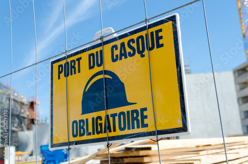 Mandatory helmet sign