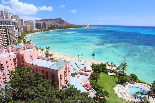 ハワイのビーチ俯瞰 © EarthScape
