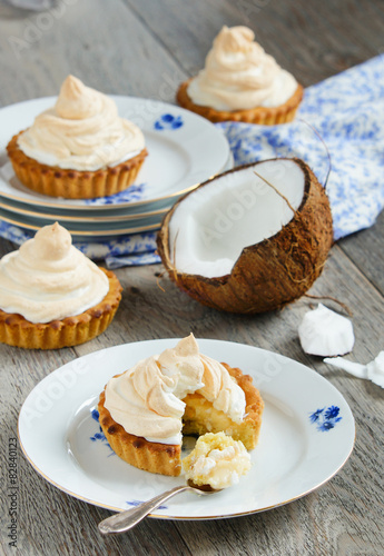 tartlets with coconut cream and meringue photo