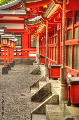 日本の神社の風景 © maru1122maru