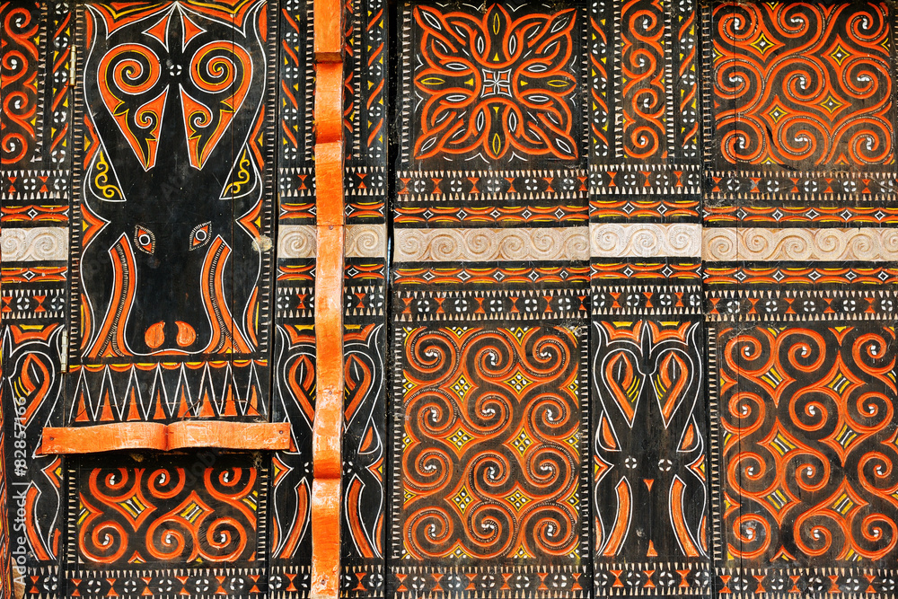 Decorated facade of the traditional house in the Tana Toraja Stock ...