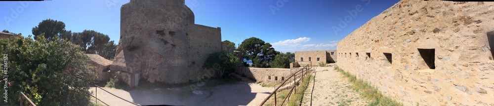chateau sainte agathe panoramique porquerolles