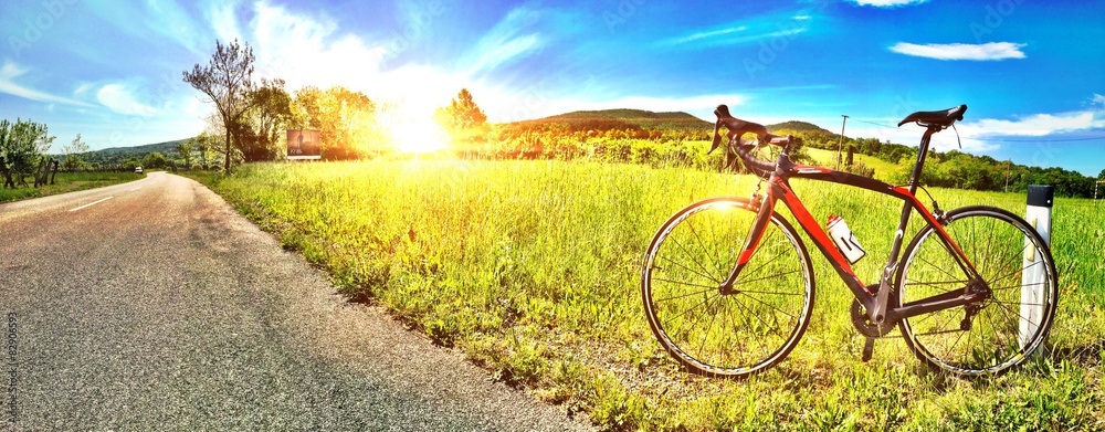 Fototapeta premium Road Bike during a rest in the middle of the nature!
