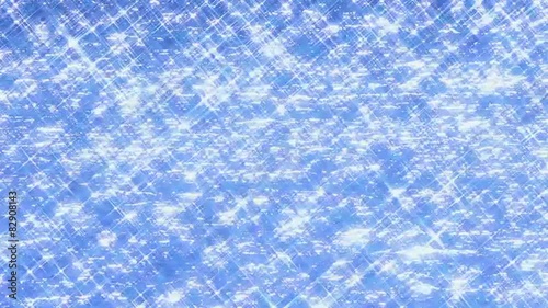 きらめく川面