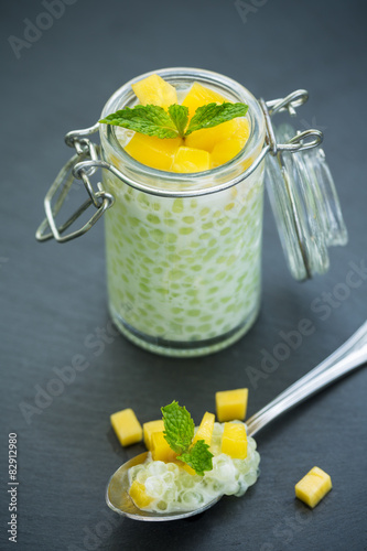 Mangue et sago pudding photo