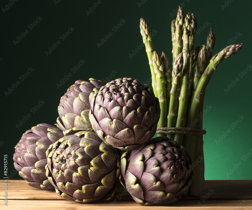 Fototapeta premium vegetables on the wooden table