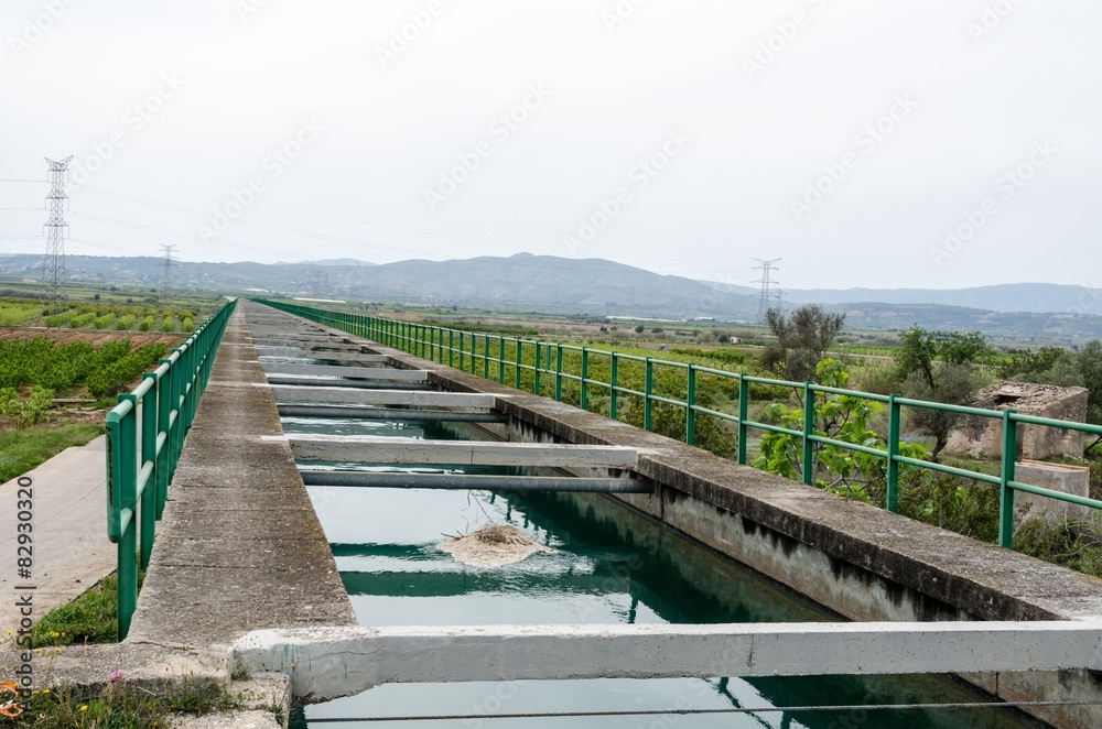 canal de agua