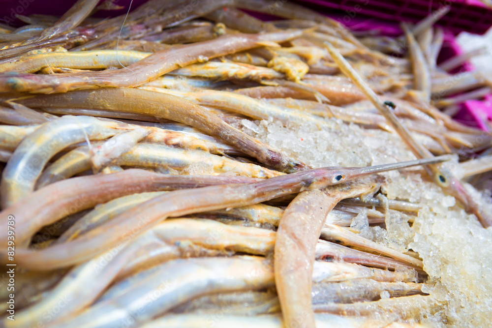 Dirty needle fish from fishing boats Before to cleaning. Dirty needle fish from fishing boats Before to cleaning.