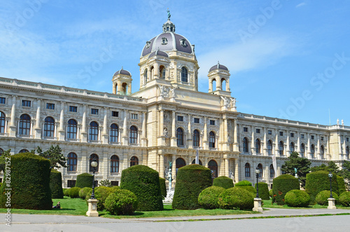 Museum in Wien, Naturhistorisches Museum © photo 5000