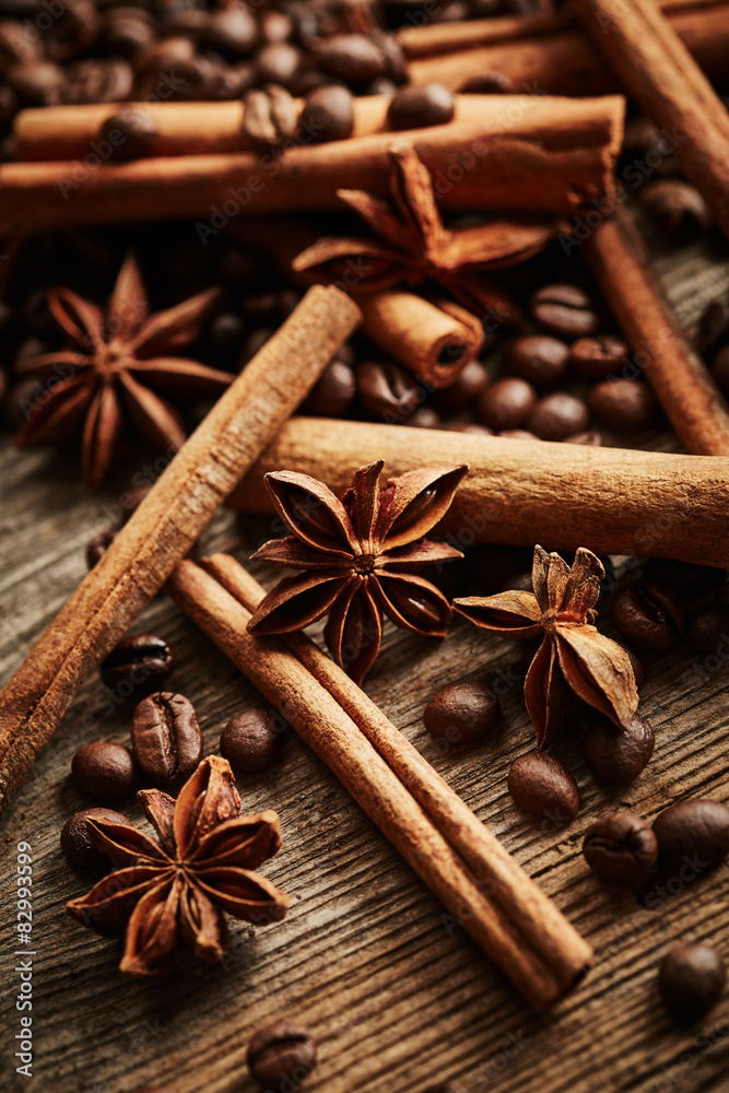 Coffee beans, cinnamon and anise Coffee beans, cinnamon and anise