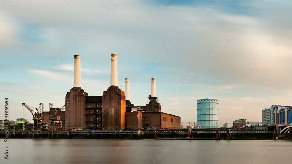 Battersea Power Station Long Exposure Time Lapse, London Battersea Power Station Long Exposure Time Lapse, London