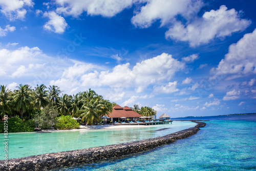 Fototapeta Naklejka Na Ścianę i Meble -   Tropical beach, Maldives