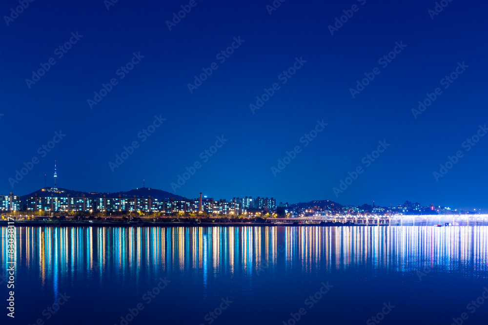 Fototapeta premium Seoul City and Han River
