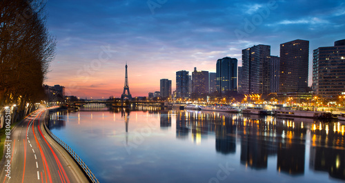 Eiffel tower and Seine river at sunrise, Paris - France © Production Perig