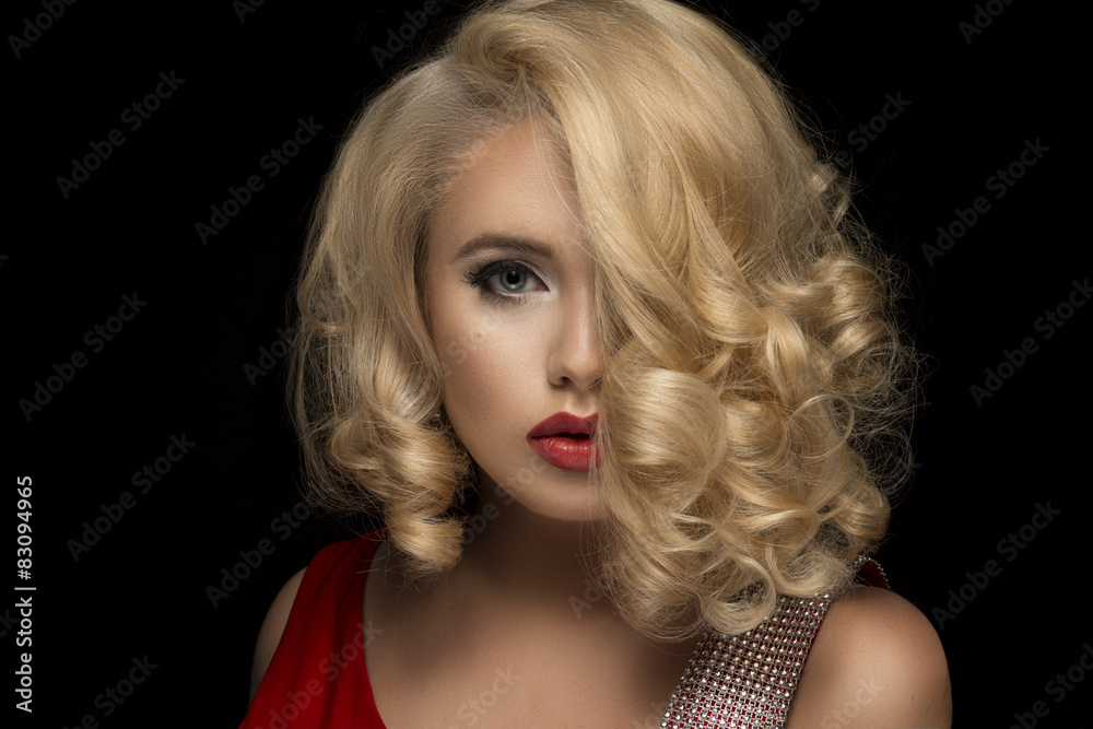 Naklejka premium Sensual beautiful blonde woman posing. 