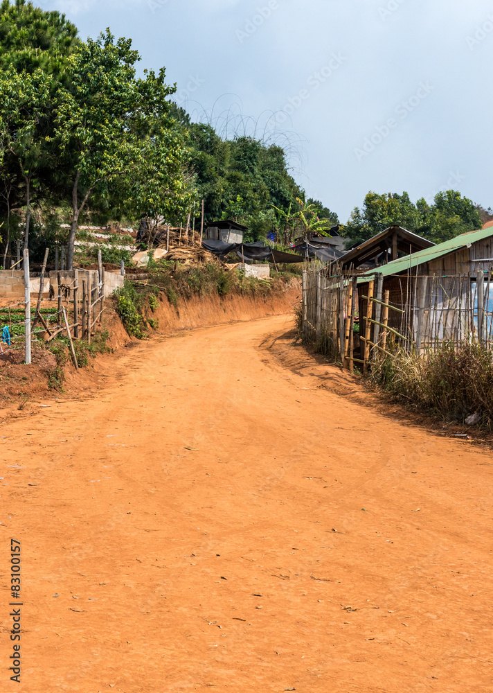 Fototapeta premium Gravel Road