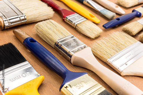Fotografie different sizes of paintbrushes