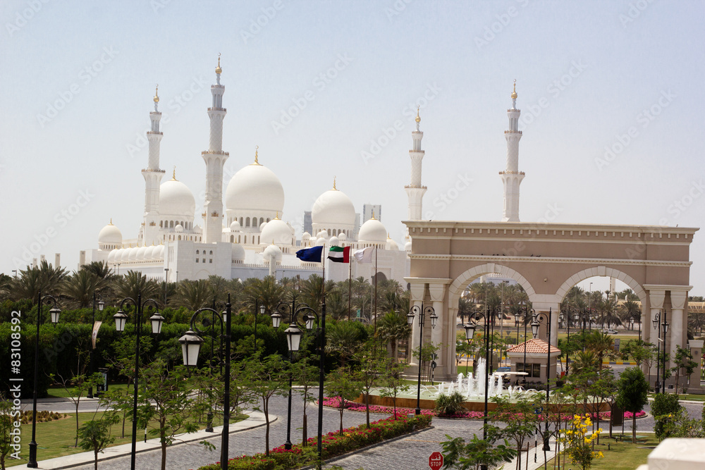 Obraz premium Abu Dhabi Sheikh Zayed White Mosque
