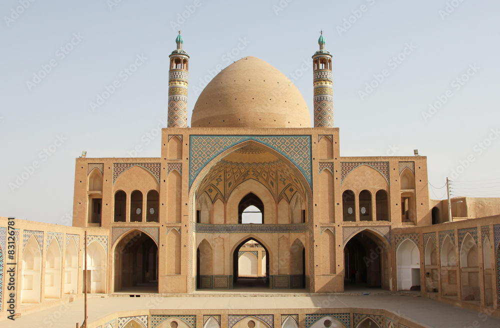 Fototapeta premium Mosque in Iran